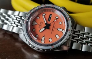 شیشه معدنی (Mineral Crystal) - شیشه‌ های ساعت سیکو|انواع جنس شیشه ساعت مچی سیکو|تشخیص ساعت مچی برند سیکو اصل|بهترین شیشه ساعت سیکو|نگهداری از شیشه ساعت مچی سیکو|خرید ساعت سیکو با شیشه مناسب